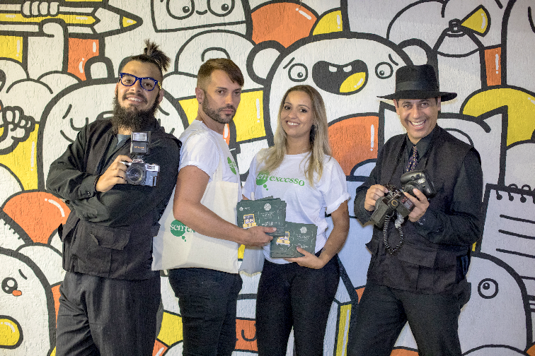 Blitz em bares de São Paulo conscientizam sobre consumo responsável durante a Semana Nacional de Trânsito